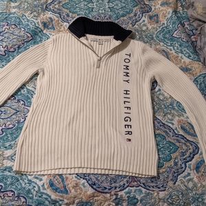 Tommy Hilfiger sweater